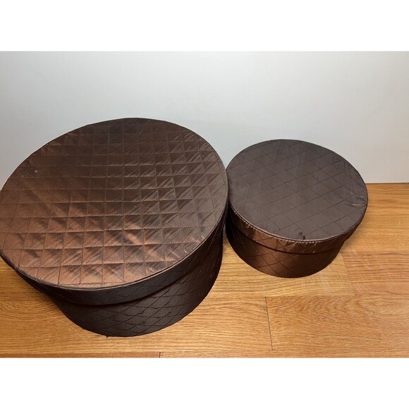 Vintage Quilted Satin Hat Boxes Pair Round Lidded Storage Set Large Small Decor - Picture 2 of 8
